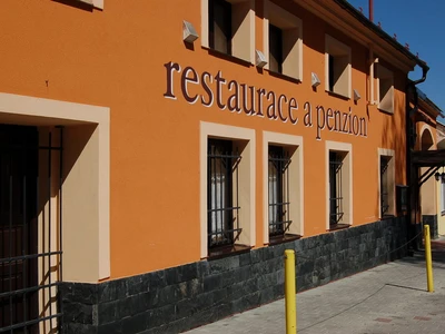 Penzion a Restaurace Na Jízdárně